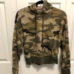 Bershka Cropped Sweatshirt